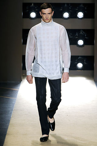 Gianfranco Ferre / - 2011